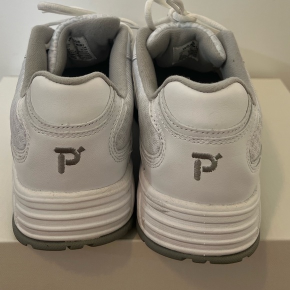 Propet White Runners - Picture 3 of 9